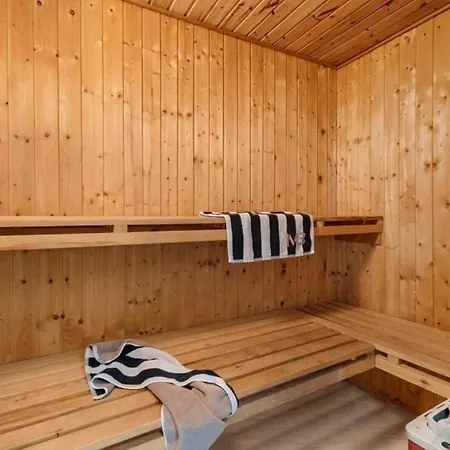 Lyst Og Hyggeligt Pa Naturskonne Kegnaes Apartament