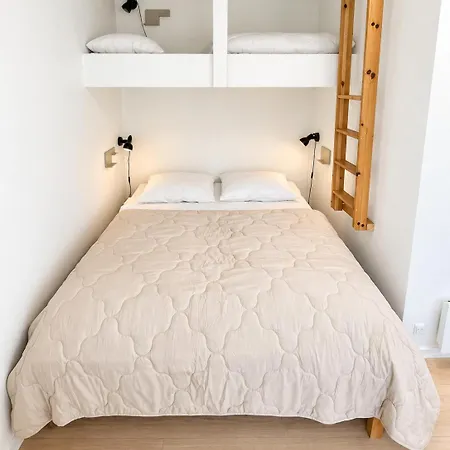 Lyst Og Hyggeligt Pa Naturskonne Kegnaes Appartement